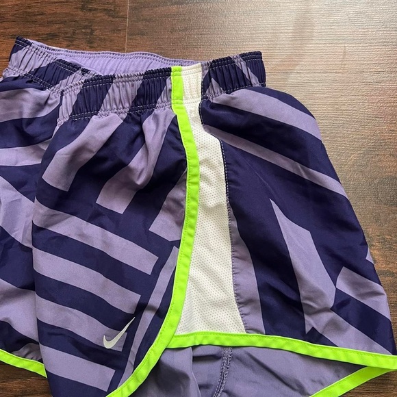 Nike dri-fit shorts - Picture 3 of 4
